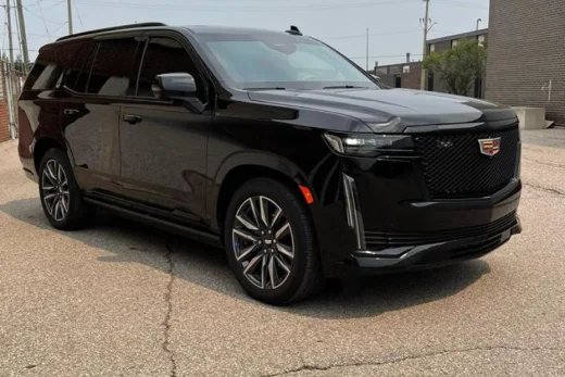 Rolls Royce Cullinan (Gray)