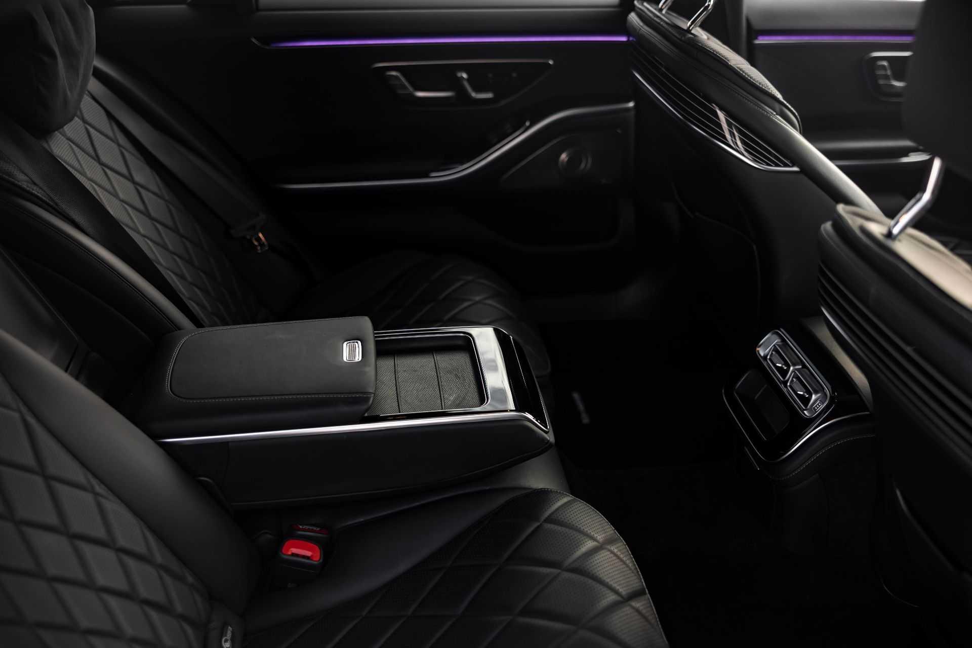 Rolls Royce Cullinan (Gray)