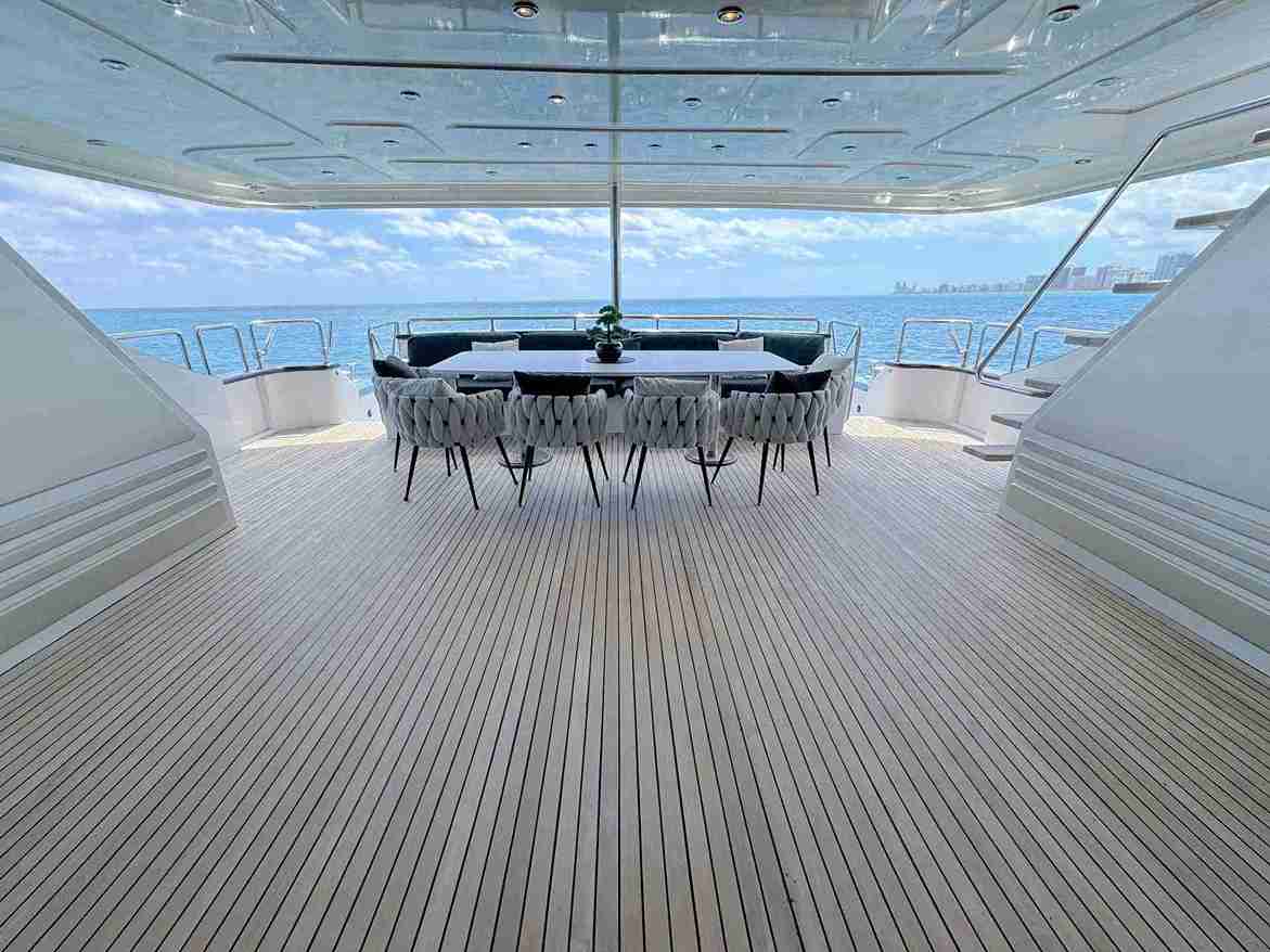 112' Custom PRIVILEGE