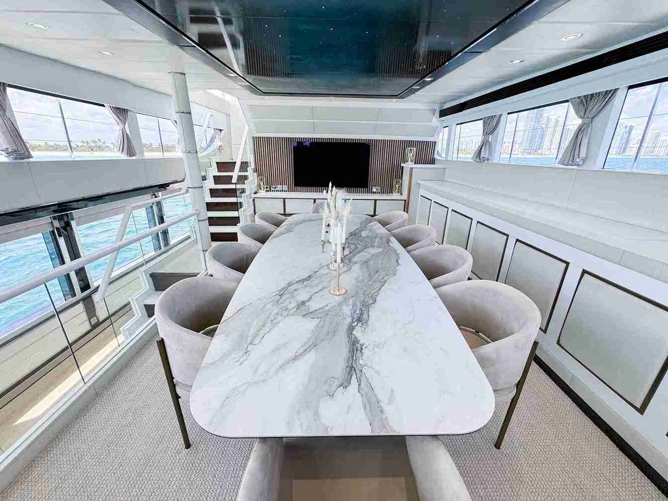 112' Custom PRIVILEGE