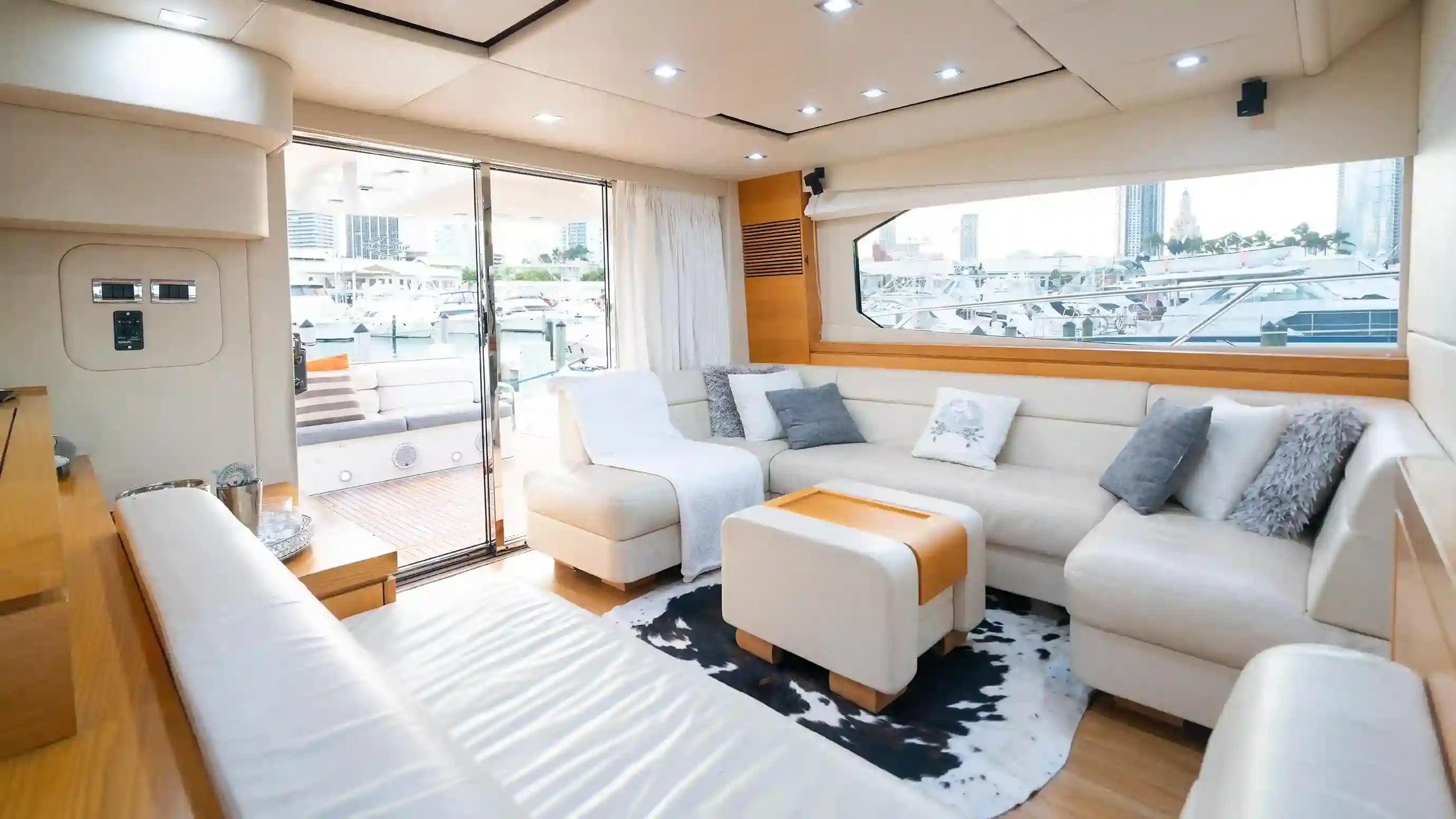 70’ Sunseeker Manhattan