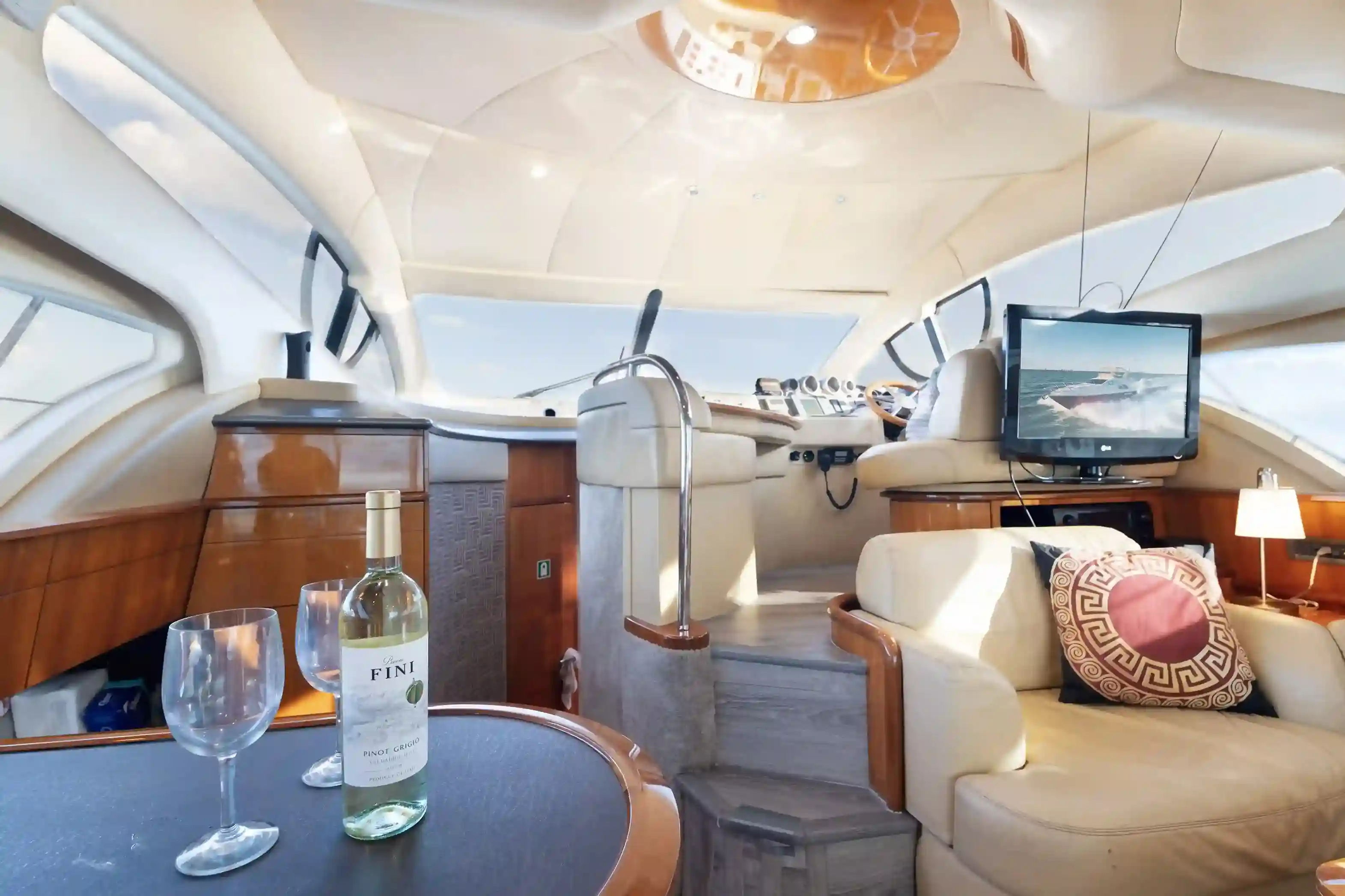 55’ Azimut Flybridge