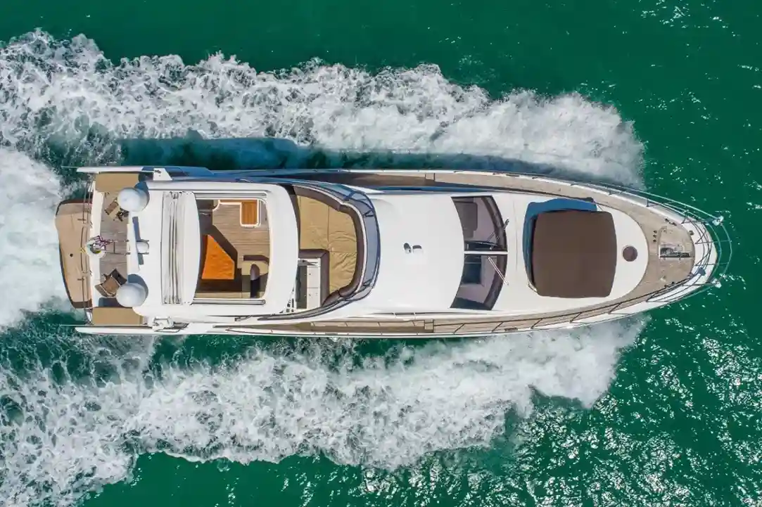 70’ Azimut