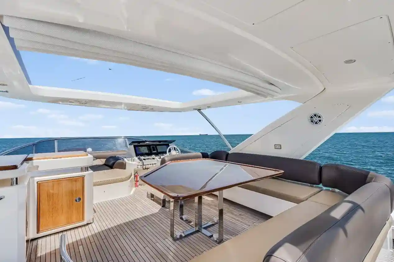 70’ Azimut