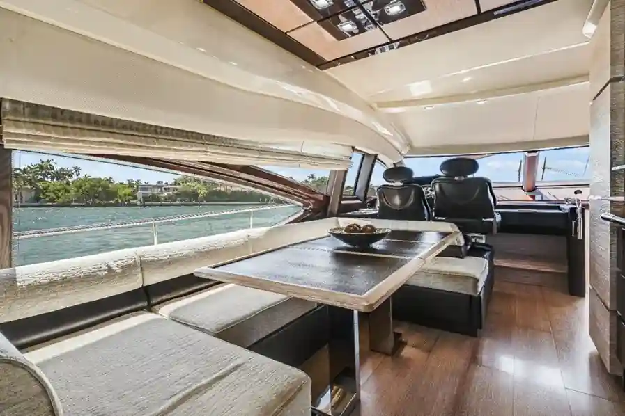 70’ Azimut