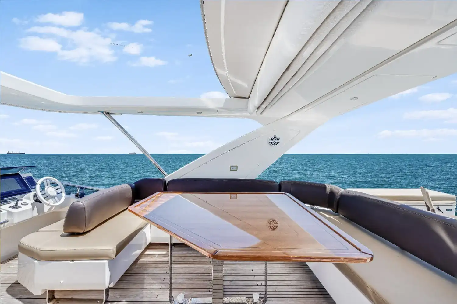 70’ Azimut