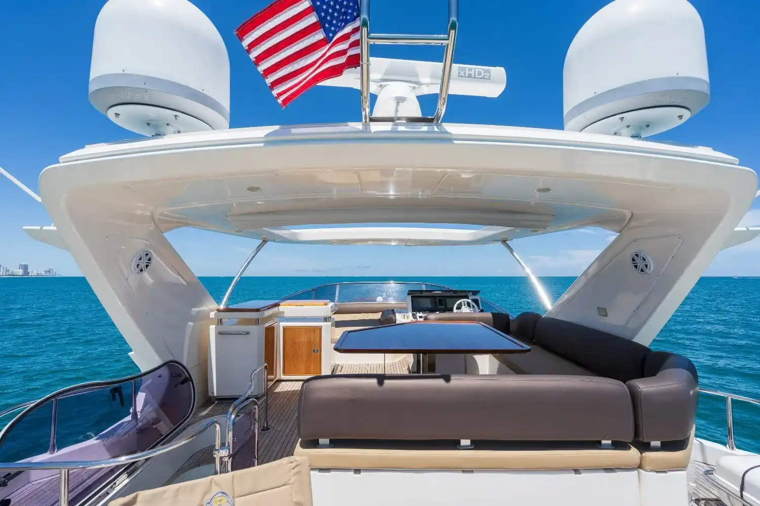 70’ Azimut