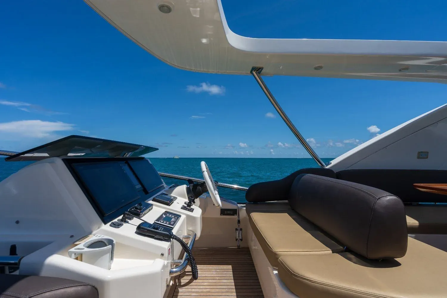70’ Azimut