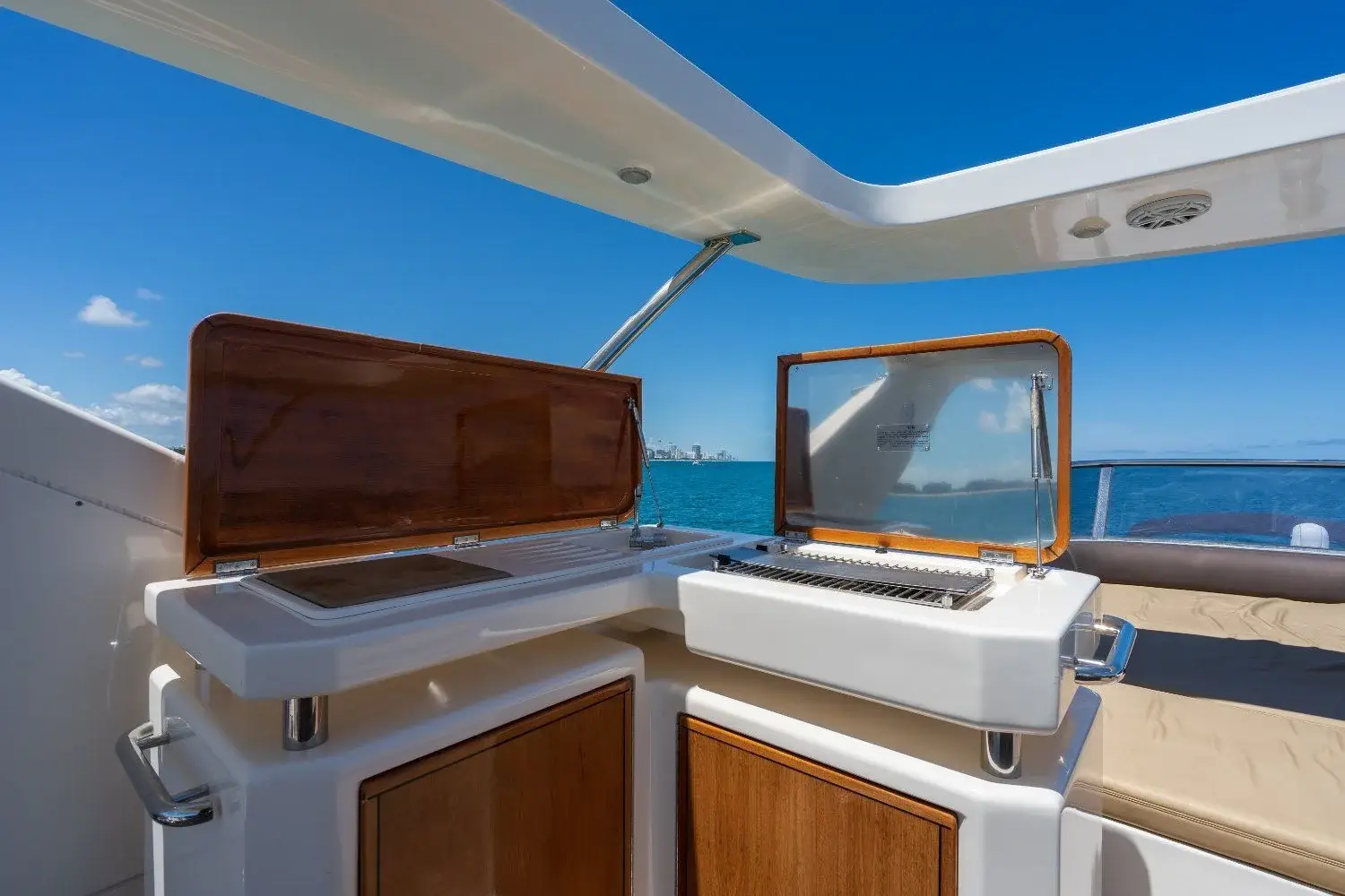 70’ Azimut
