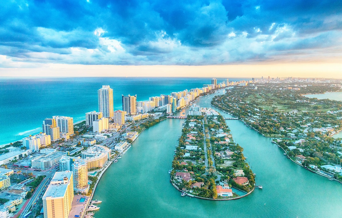 Rent villas in Miami